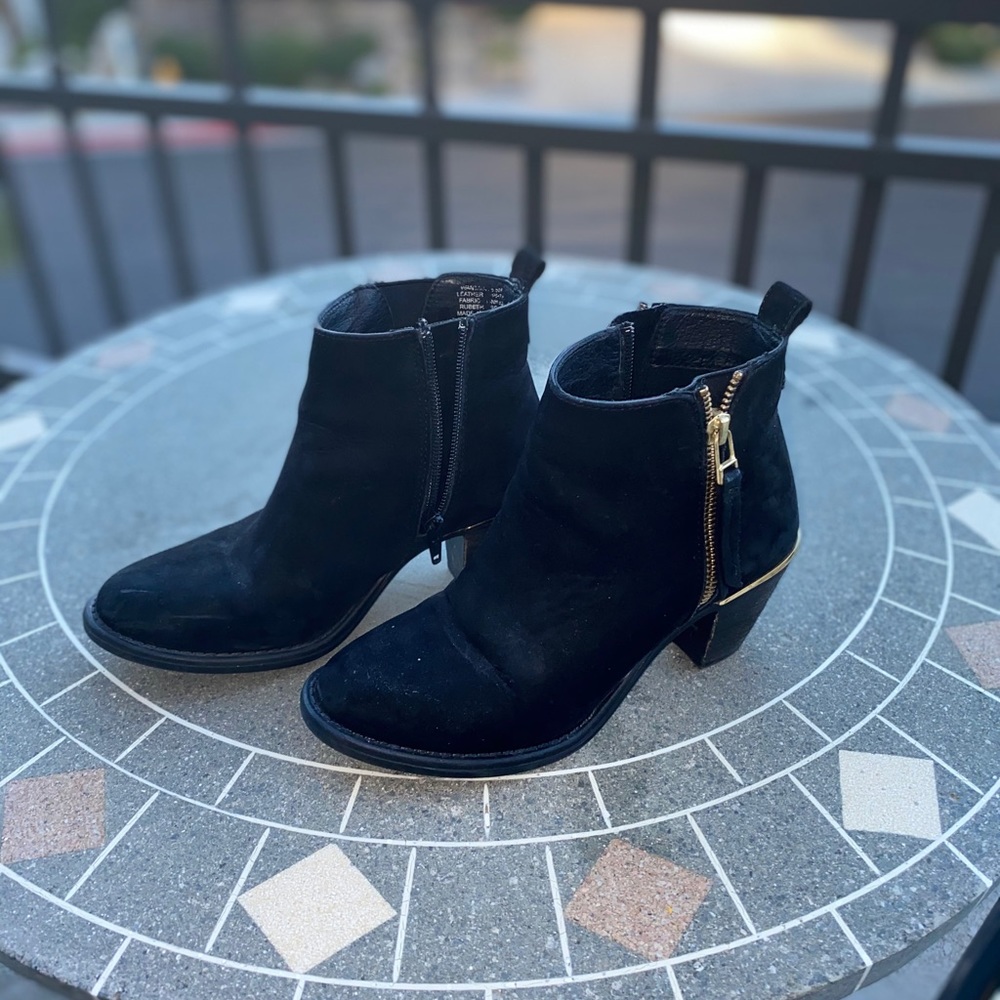 Steve Madden W 5.5 Black Booties